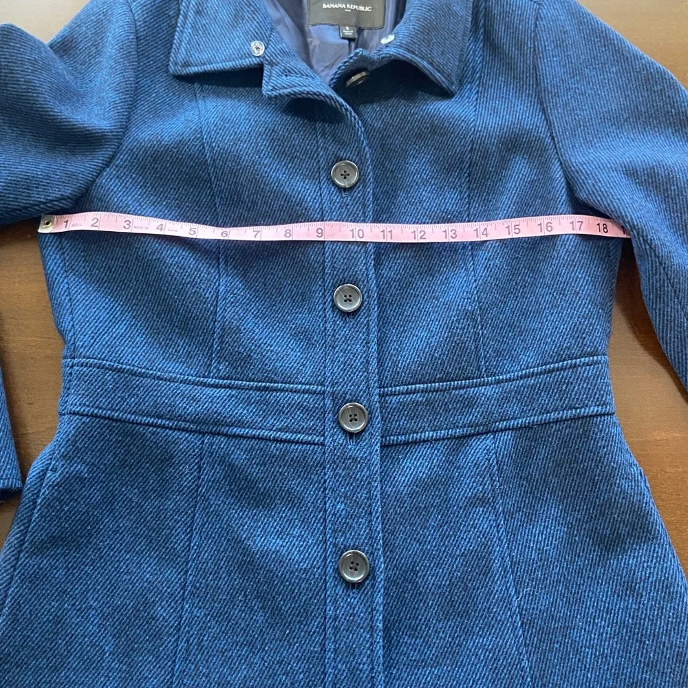Sale! Elegant Navy Coat with Faux Fur Collar, size S, Banana Republic - Picture 15 of 16